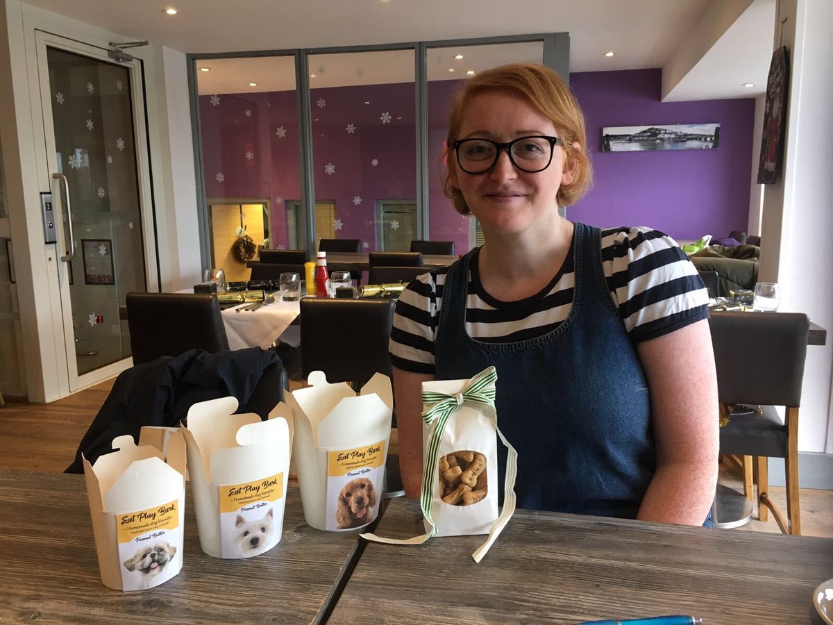 growthskillshub's tweet photo. Helping Cornish business >> Connector Christina met Catherine from @eatplaybark_ 🐾 #CornwallBusinessWeek18 https://t.co/d5j30EOdFg
