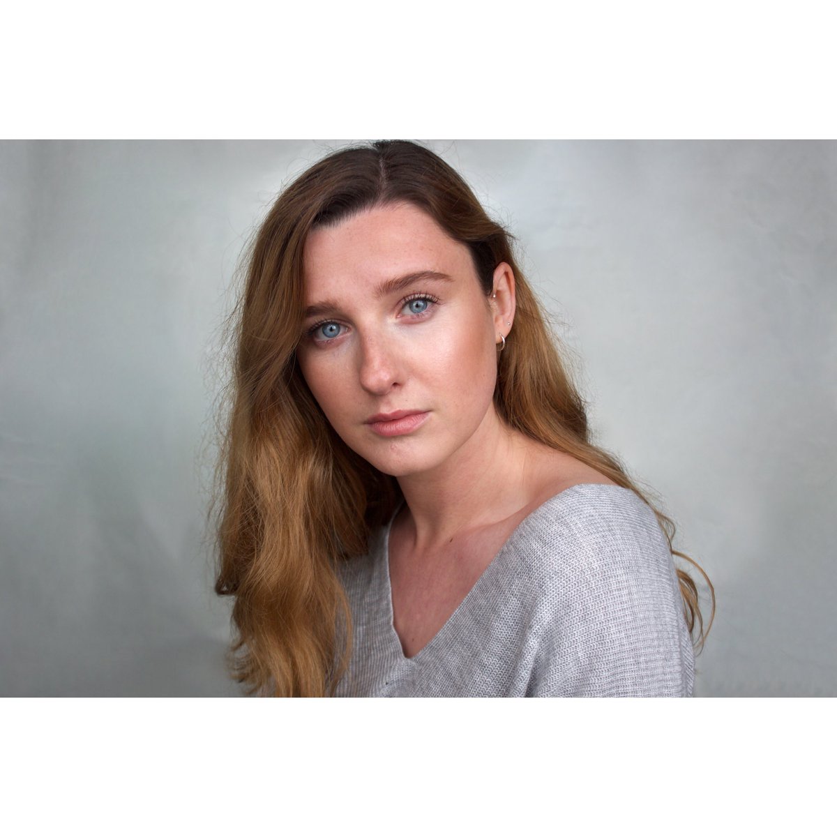 Some more stunning shots of actress @_AilsaDavidson who is represented by the wonderful <a href="/bobbiechatt/">ʙᴏʙʙɪᴇ ᴄʜᴀᴛᴛ</a> at @GlobalArtistsUK - Ailsa has just finished the UK tour of Grease as first cover Rizzo 📷 #photography