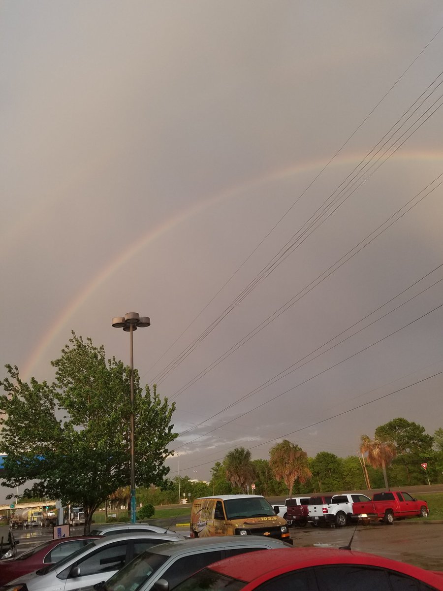 MagicIsKVMA's tweet photo. Thank you @Michael89162305 for sharing this beautiful photo of a magnificent rainbow over our station van. #MagicRainbow #URMagic #MAGICFam https://t.co/0LAfz1jNih