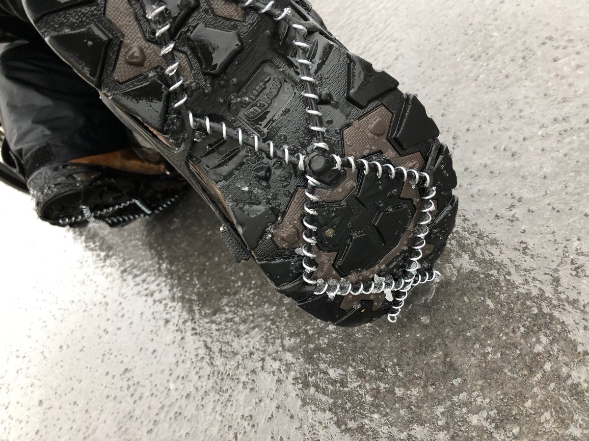 timallardtips's tweet photo. Sure-footed urban trekking to get kiddos to school today. Love ice cleats! #Ottawa https://t.co/icdcV9km4o