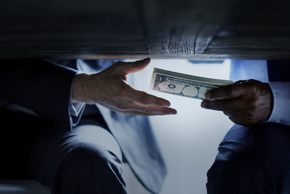 QuestNL's tweet photo. Maakt #macht jou ook #corrupt? Doe de test! https://t.co/G7vpLgz3vu #questtest https://t.co/eGB3MzbiZI