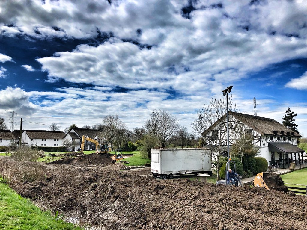 OwdNellsTavern's tweet photo. #blackpool #Bilsborrow Canal coming on nicely!!!! #100years #bridge44 😁😁😁☀️☀️☀️ https://t.co/sN7Aa7K4f7