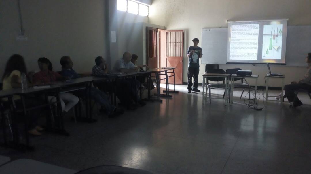CreacionInt's tweet photo. 5to Encuentro de Formación de Formadores en Criptoactivos de la @uptlara @uptdelara . Dimensión Económica y Claves para ser un Trader exitoso.  Ponente Jesús Puentes, Talento Científico Juvenil de @FundaciteLARA @hugbelpsuv https://t.co/FrcxmQKyc2
