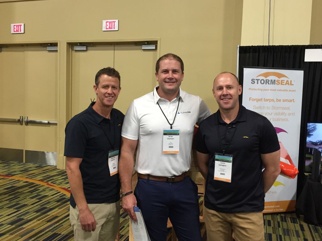 ClaimLogik's tweet photo. Aussie innovation in America that speeds up claims just like us! Catching up with the @Stormseal3 team at @PLRBConf #ClaimsConference2018 #plrb https://t.co/UjEp3H99Ey