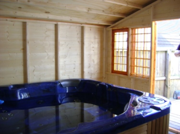 Here we have our ‘6 x 6’ summer house with a fitted hot tub! Perfect all year round call us on 0121 557 6223 for a free quote!!