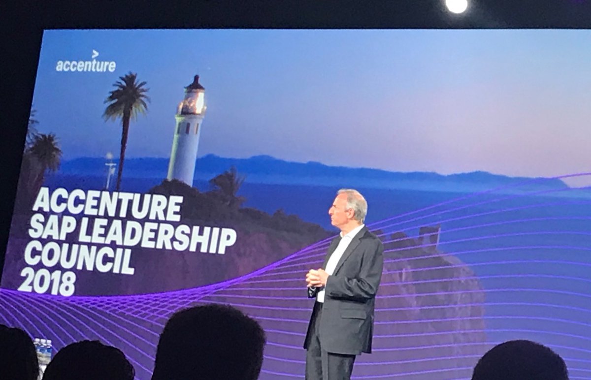 SusanSJTan's tweet photo. Christophe @cmouille74 opening @Accenture @SAP customer event. Theme: The Intelligent Enterprise #IntelligentAutomation #AI. https://t.co/k2iM7hohJs