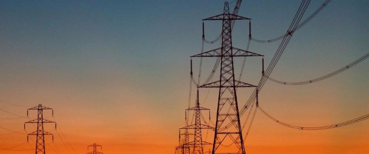 Striving to adapt to the lower-for-longer oil prices with cost cuts, oil companies put investment into boosting cybersecurity on the back burner while hackers grew increasingly inventive and bolder. bit.ly/2ELDtPY via <a href="/OilandEnergy/">OilPrice.com</a>