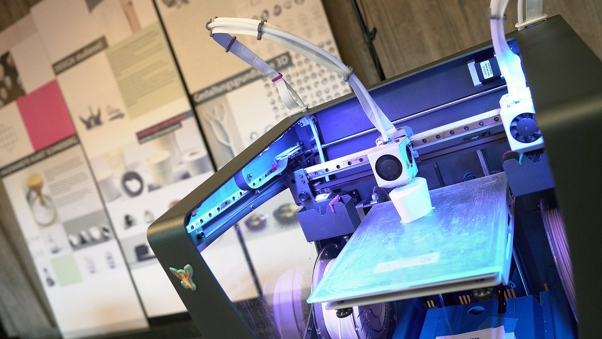 Wir starten in die neue Woche mit unserem ersten offiziellen #makerfairesachsen Fotorückblick und sagen auf diesem Wege noch mal DANKE an 3000 Gäste, die uns an beiden Veranstaltungstagen in der Stadthalle Chemnitz besucht haben.

 📸<a href="/saz_inc/">sazinc GmbH</a>