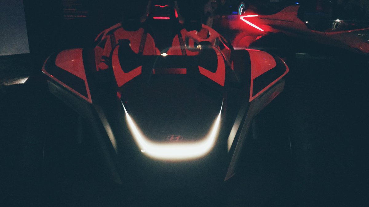 tonermagazine's tweet image. #FuoriSalone2018 #MilanDesignWeek #fuorisalone #salonedelmobile2018  #salonedelmobile #Tortonadesigndistrict #Tortonadesign #Design #designweek #hyundai #HyundaiKite #hyundaikona #ElectricCar