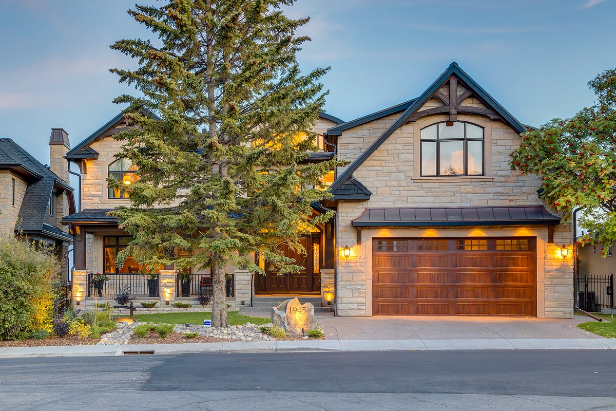 McKinleyMasters's tweet image. We are honored and humbled to win best home 2.3 million and over. Thank you to all of our trades, wonderful customers and @BILDCR for putting on such a great event. Already looking forward to next year!  #BILDAwards #BestOfBILD #yyc #yycre