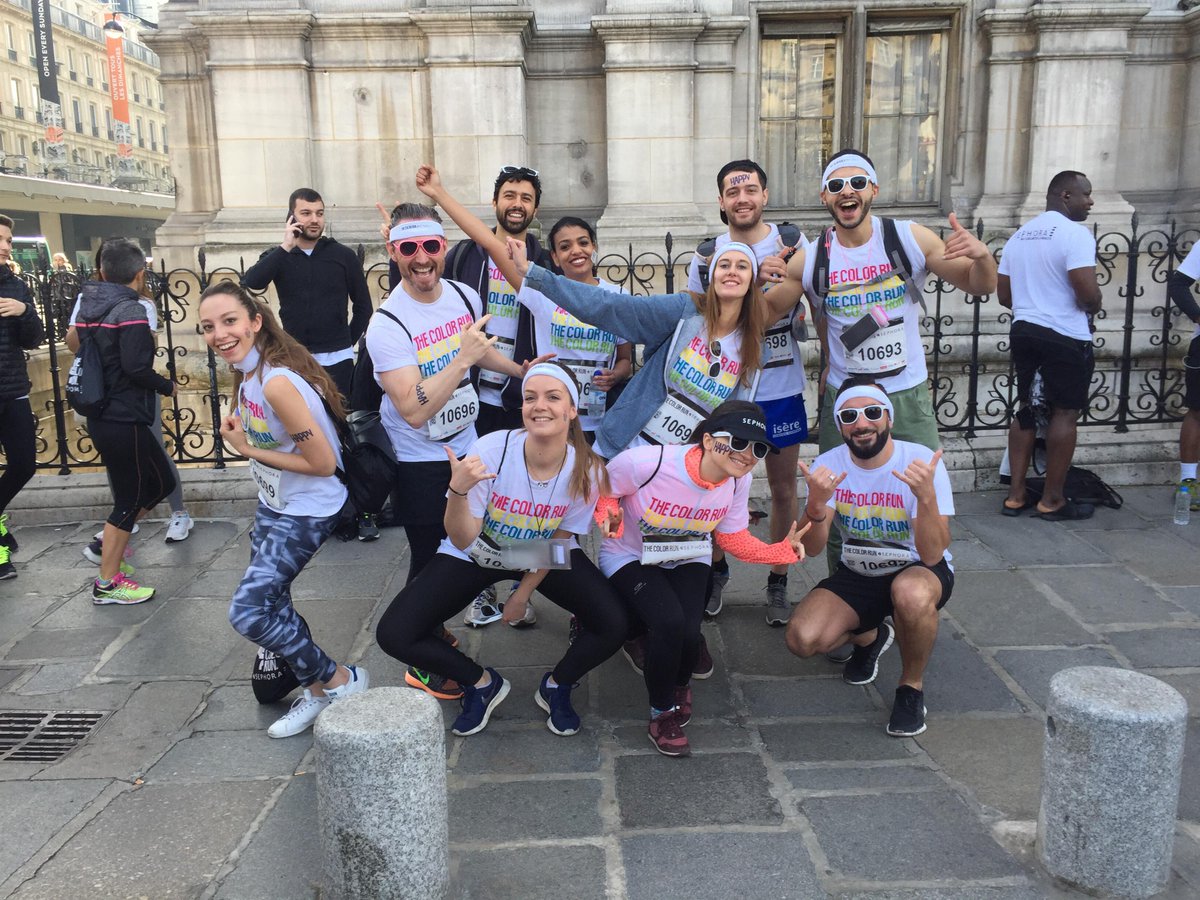 INGENIANCE's tweet image. La team @INGENIANCE avant.... et après la Color Run Paris ! 👌

#colorrun #colorrunparis #team