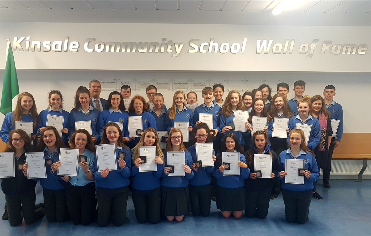 Congratulations to our 5th year students that were presented with their Gaisce Bronze Awards today. #gaisce #bronzeaward 
<a href="/GaisceAward/">Gaisce - The President's Award</a> <a href="/KinsaleComSch/">Kinsale Community School</a> <a href="/kcsreligion/">KCS Religion Dept</a> <a href="/PresidentIRL/">President of Ireland</a>