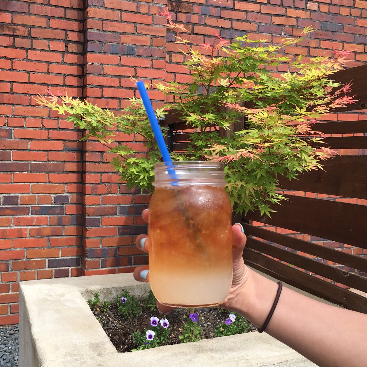 Let’s have a Blond Iced Tea at Luna #WilmingtonNC