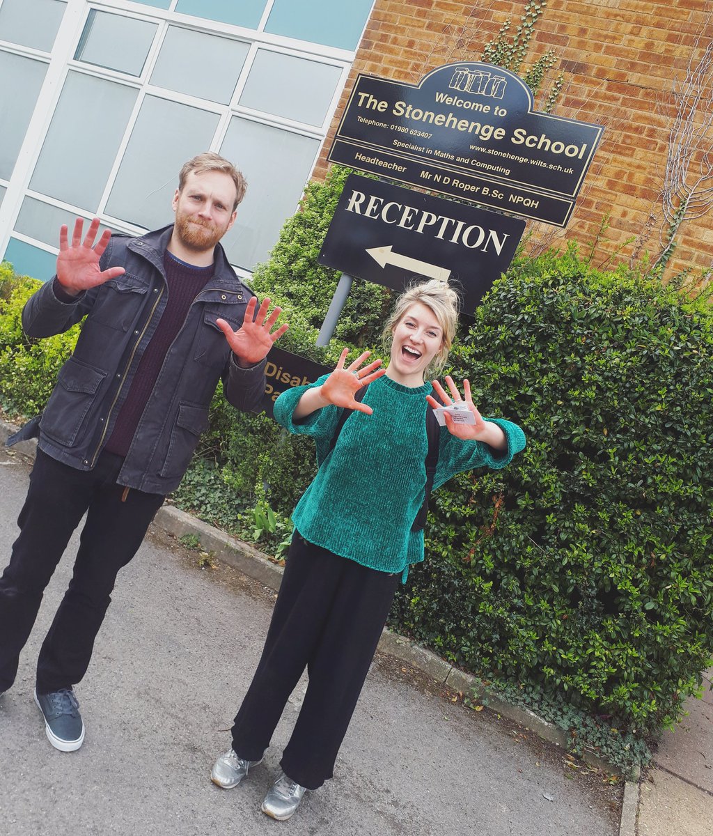 RuffiansTheatre's tweet photo. Thank you for having us today @Stonehenge_Sch! We loved working with year 10 & 11 on Macbeth! #MacbethWorkshops #GCSEs #TheresBloodOnOurHands 👐🔪👑 https://t.co/uN3EJGhazW