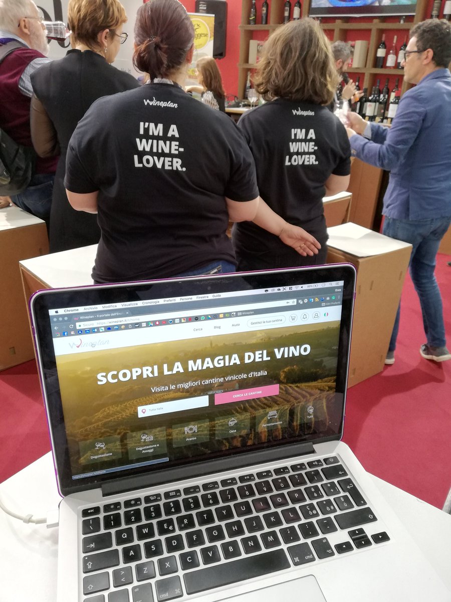 Un po' del nostro @VinitalyTasting. In questi giorni, tra un sorso e un altro🍷, non dimenticate di passare dallo stand A2 del Padiglione 10.
#Vinitaly #Vinitaly2018 #vino #winelover