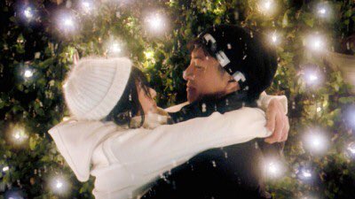 hachii17's tweet photo. 見てこのふにゃっとした顔。この時期はまだまだ色んな物に尖っていた木村くんでした。だから驚いたんだよね、こんな表情するんだ、って。それを引き出した南と居られる現場。
木村拓哉の中では、山口智子さんっていうあの絶対的なポジションは未来永劫変わらないんだなーって、確信したBG。
#ロンバケ https://t.co/KyMRwUemHN