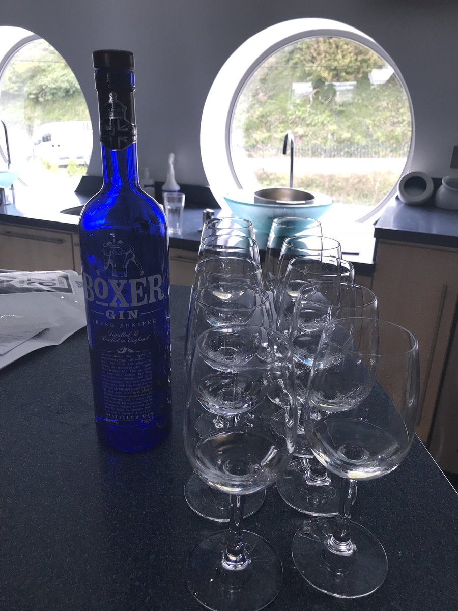 Fab to welcome <a href="/BoxerGin/">Boxer Gin</a> and <a href="/Element29vodka/">Element29vodka</a> to <a href="/RickSteinSchool/">Stein's Cookery Schl</a> this afternoon for a special masterclass with our team. We’re just about ready for a Monday evening cocktail now...