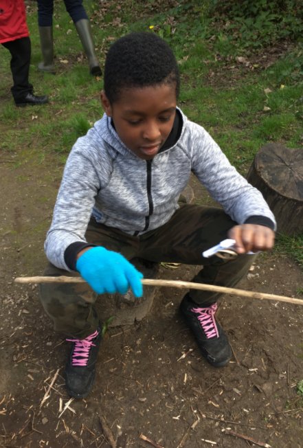 WoodhillFS's tweet photo. Key Stage 2 enjoyed getting to know the #forestschool site and made a fantastic den at their first after-school session today @WoodhillSchool https://t.co/GzNuZkPEN0