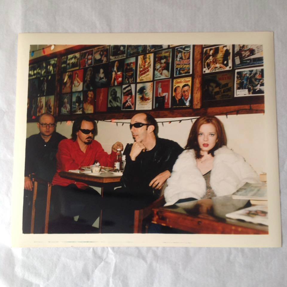 HustlerGallery's tweet image. Great selection of #ShirleyManson & #Garbage Promo Prints, taken during the release of #Version20 - ideal for framing. ebay: ebay.co.uk/sch/fma1-uk/m.… Etsy: etsy.com/uk/shop/TheHus…