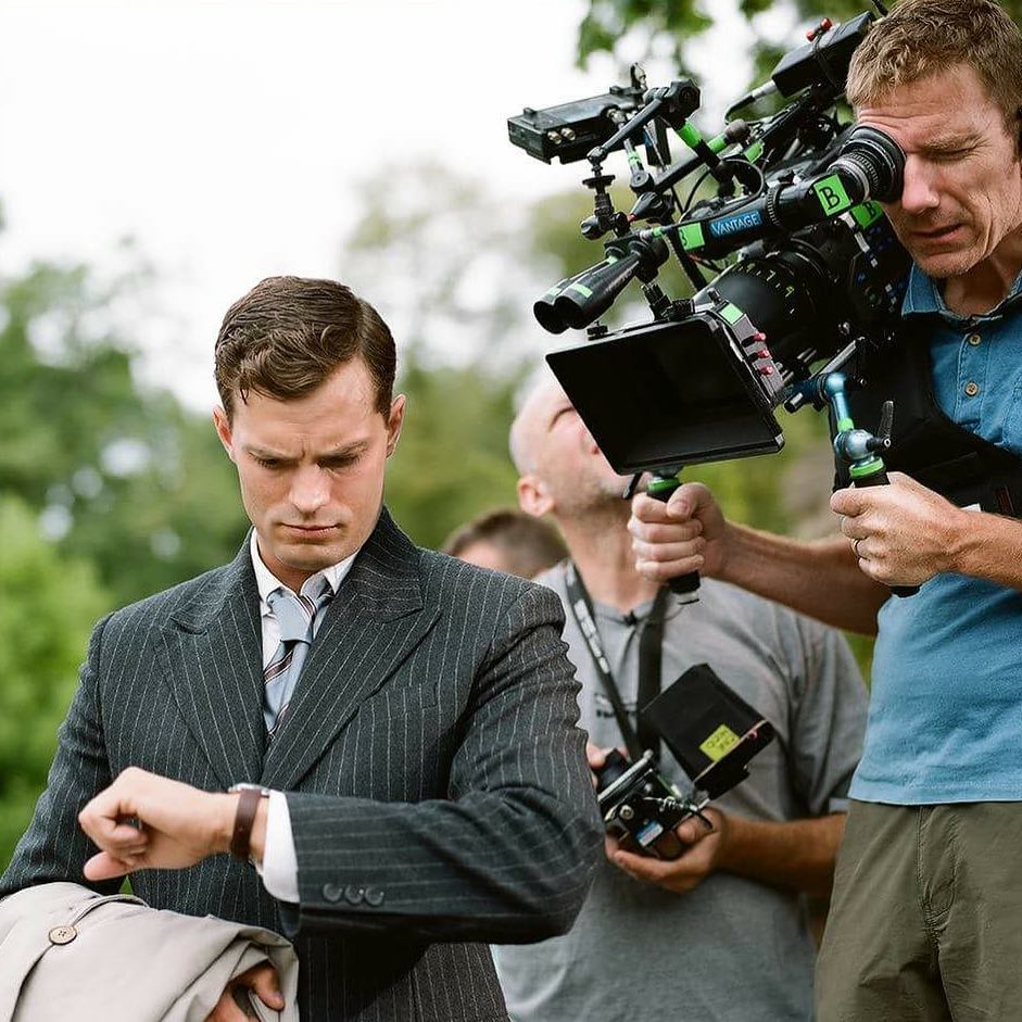 RoratoSilvia's tweet photo. #JamieDornan     #JanKubis      #Anthropoid      #Set     #VeryAmazing https://t.co/6fOZLYGKhc