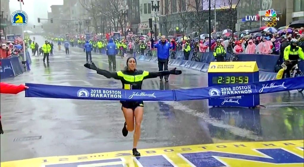 jen_ator's tweet photo. WAY TO GO, @des_linden! Can’t think of a more deserving US woman to break the tape on this kind of year in Boston. As @ShalaneFlanagan would say, “F%!K YES”!! #MondayMotivation #BostonMarathon https://t.co/ICEeXwXZub