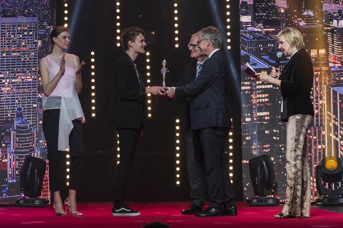 MesseFrankfurtF's tweet photo. Congratulations to the awarded designers of @festival_mode 🏆:

Dario Briegmann, Germany, #TexworldParis women's prize
Hosik Yoo &amp; Soohyun Park, Korea, #ApparelSourcingParis men's prize
Grégoire Willerval, France, @AvantexParis prize
@armine_ohan, Armenia, favorite prize https://t.co/1rmCwUJ0EN