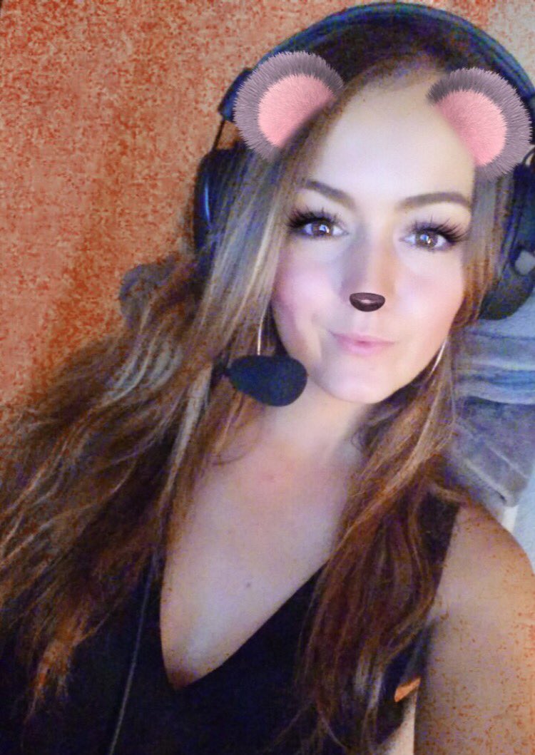 Felt good to stream a couple of hours today! Hopefully doing it soon again 😍🙌