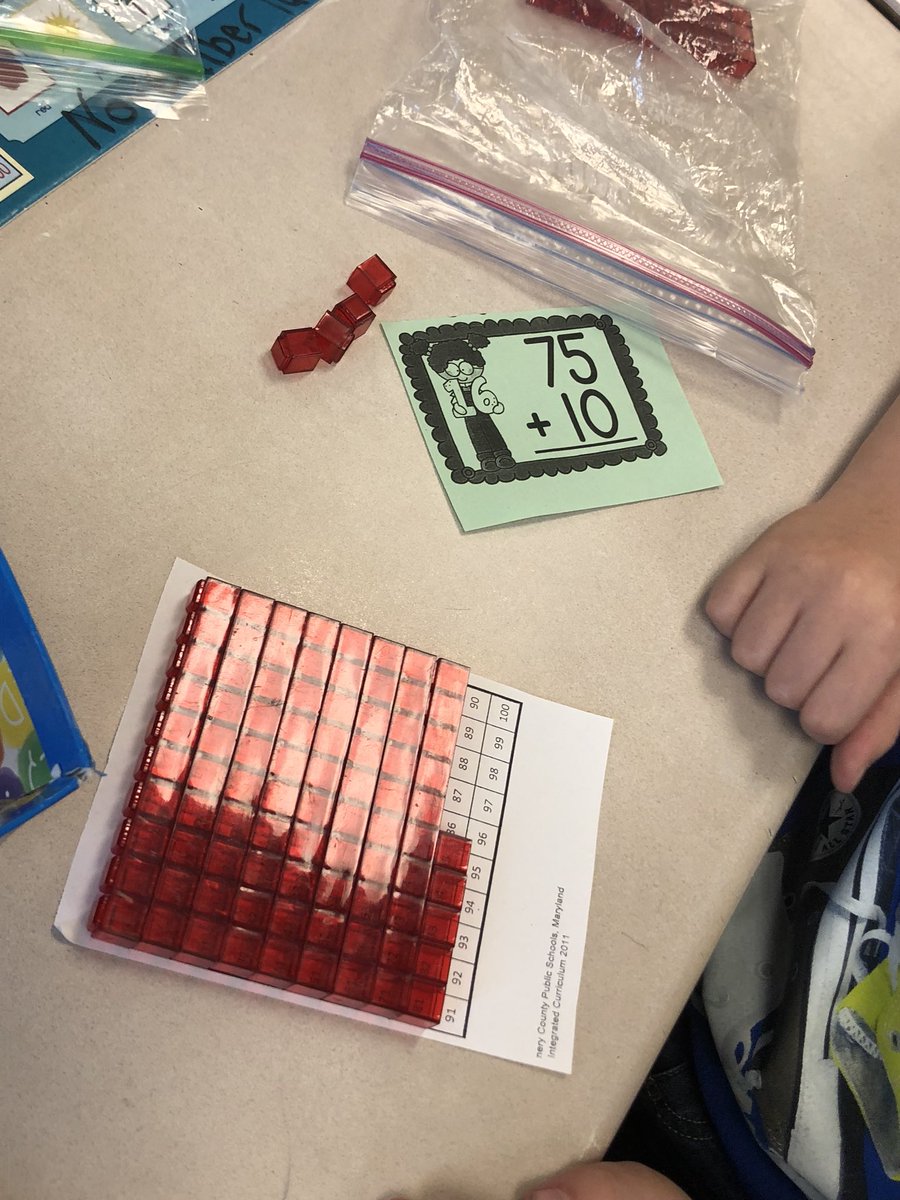 ms_grinham's tweet photo. Composing numbers by combining a a new strategy, #clearviewblocks, with our trusty #120chart. Coming soon - composing groups of 10 using these combined strategies. #maththinkers #fabulousfirsties https://t.co/k1PapVd3cQ