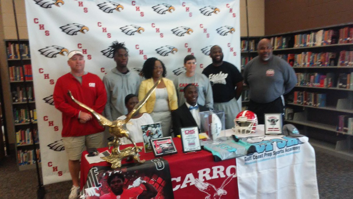 CleveReevesDC's tweet photo. Welcome Javaris Kennedy to the Shark family.#RULETHEWATERS https://t.co/YbG2VxiXiU