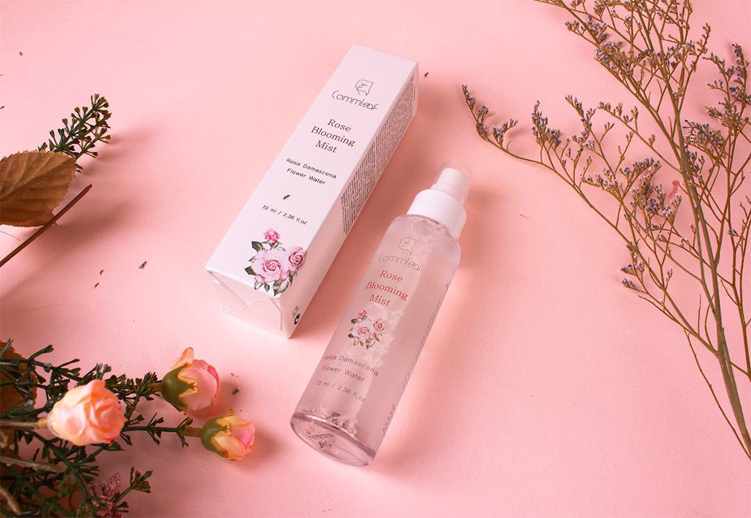 lesa_cap's tweet photo. The trending product that I will be trying out in 72 hours is… #commleaf #kbeauty #rosebloomingmist #skincareaddict  https://t.co/GINHq8Gkhc https://t.co/YYexj6TRnO