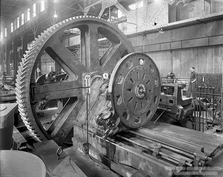 GrungyMachinist's tweet photo. Another big machine from Mesta's factory. Mesta Gear Cutting Department
ca. 1905-1925

#mestamachine #gearcutter #gearmaker #gearmaking #gear #gears #bigmachine #vintage #vintagemachinery #oldtools #machineporn #machinistlife https://t.co/cAv50InUs8