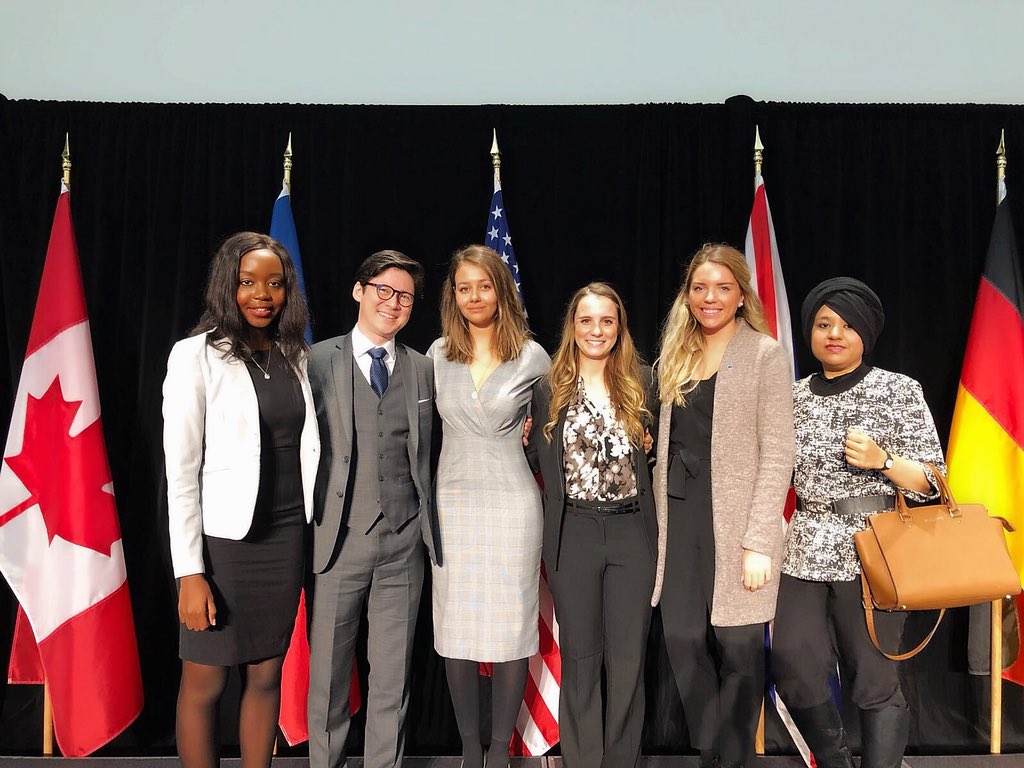 OttawaShapers's tweet photo. Ottawa Hub representing the @wef @GlobalShapers at #Y72018 here in our nation’s capital 🇨🇦, where we presented our findings from the #Shape7 #FutureofWork consultations! @g7 #G7Charlevoix #globalshapers #ottawa https://t.co/0NJOtAfyq2