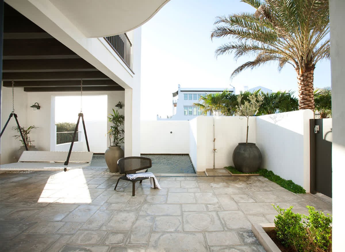 _susanferrier's tweet photo. An outdoor patio is another space for one to express their #designstyle. #SusanFerrier #outdoordesign #interiorinspo #patiodesign https://t.co/tedxN11itn