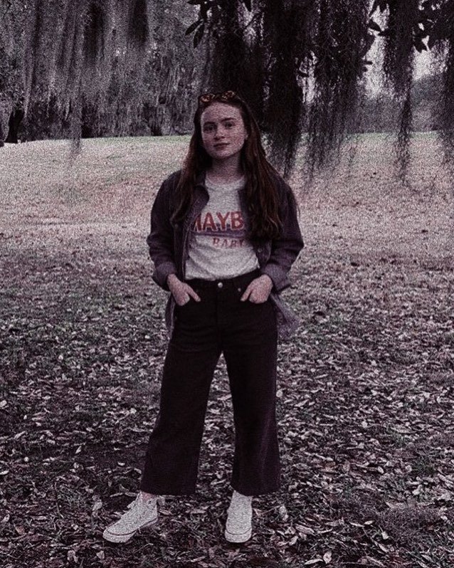 apxlxgetic's tweet photo. Happy birthday my literal ginger child. @sadiesink_ 🧡🧡🧡 •
•
#summer #spring #sunny #april #cute #aesthetic #sadiesink #aestheticallypleasing #tumblr #strangerthings #strangerthings2 #strangerthings3 #dacremontgomery #davidharbour #joekeery #vscoc… https://t.co/48K4IPBWIU https://t.co/hIGG9Ov4EN