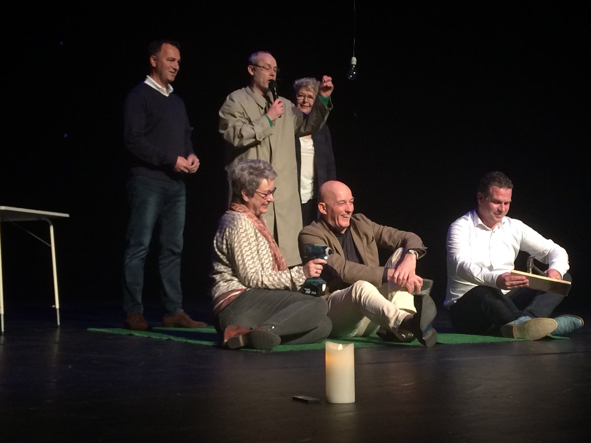 EricSiegers's tweet photo. Vanavond een zeer geslaagde voorstelling gezien van @marcelhensema tijdens het jaarlijkse @Stadsschouwburg uitje van de @HattricksClub @fcgroningen https://t.co/7y5l4O1srZ