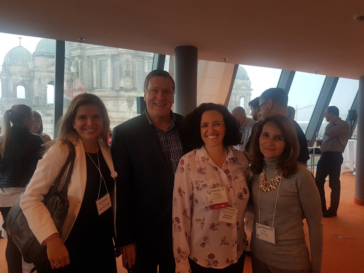 PatriziaLaplana's tweet image. @rickfedrizzi @WELLcertified #WeAreWELL #GreenbuildEurope #WELLroundtable @WIRES_Spain  @nicoleberger74 @GBCIEurope @GBSNetwork