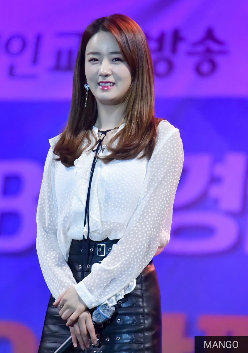APINK_oruson's tweet photo. 20180414 仁川フェスタ #Apink #에이핑크 #BOMI #윤보미 #ボミ @Apinkbm ⑧ https://t.co/VhiCtdGttQ