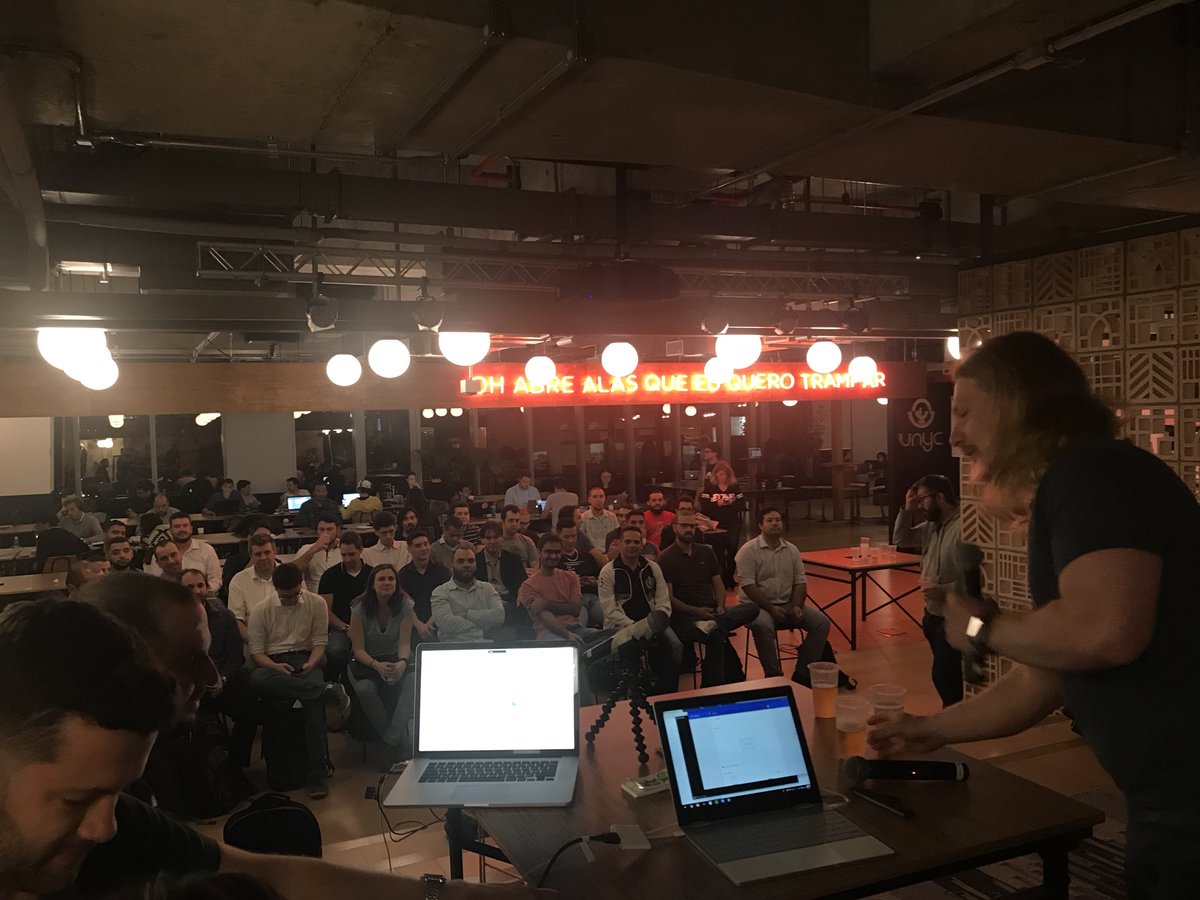 astratikopoulos's tweet photo. Iniciando agora o Meetup #4 do Cloud Native São Paulo com @caseywest falando sobre o projeto #skaffold do #google #cncfsp #CloudNativeSP @CloudNativeFdn https://t.co/To0nguq6oN