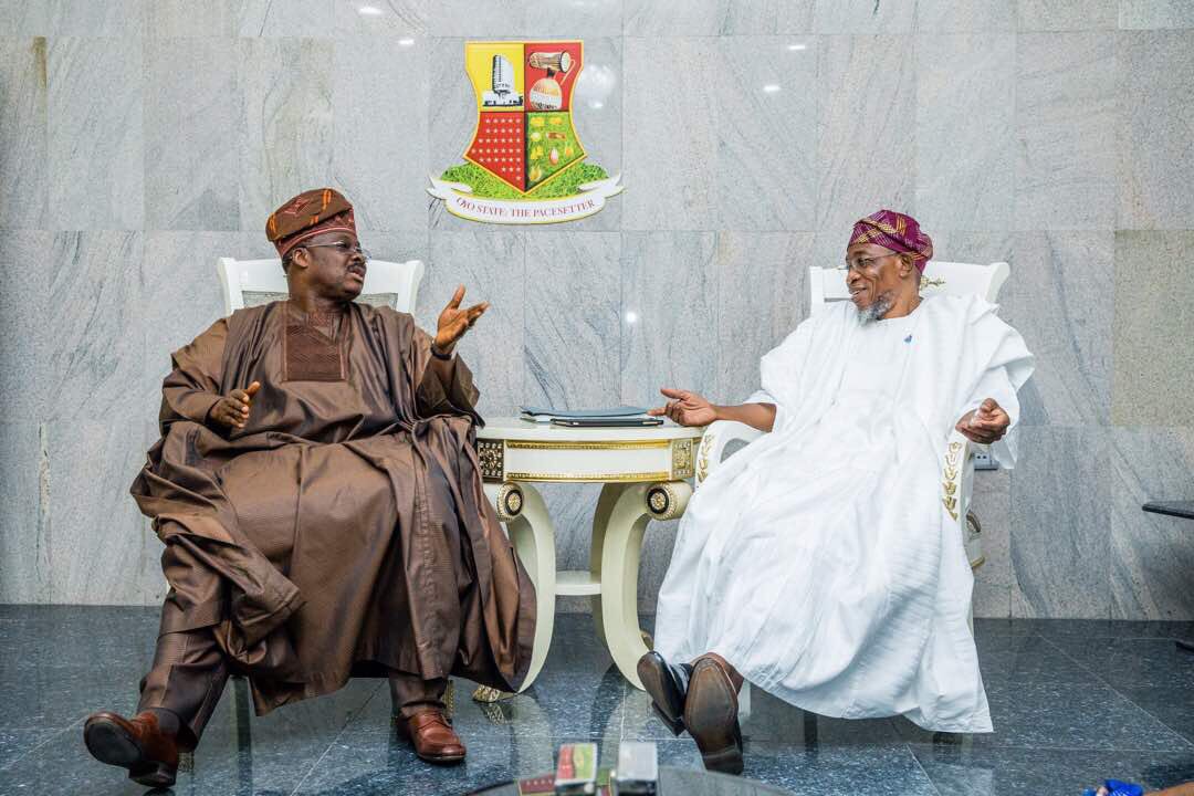 OpaIsokan's tweet photo. We unite to promote regional integration!

#Opaisokan 
#RegionalIntegration
#YorubaCulture
#YouthEmpowerment
#SouthWestNigeria
#RealityShow
@taiwooluga @raufaregbesola @dawncommission @omoonida @vc_paulos @hayanmehayan @thepamilerin https://t.co/abtGj1Xp8f