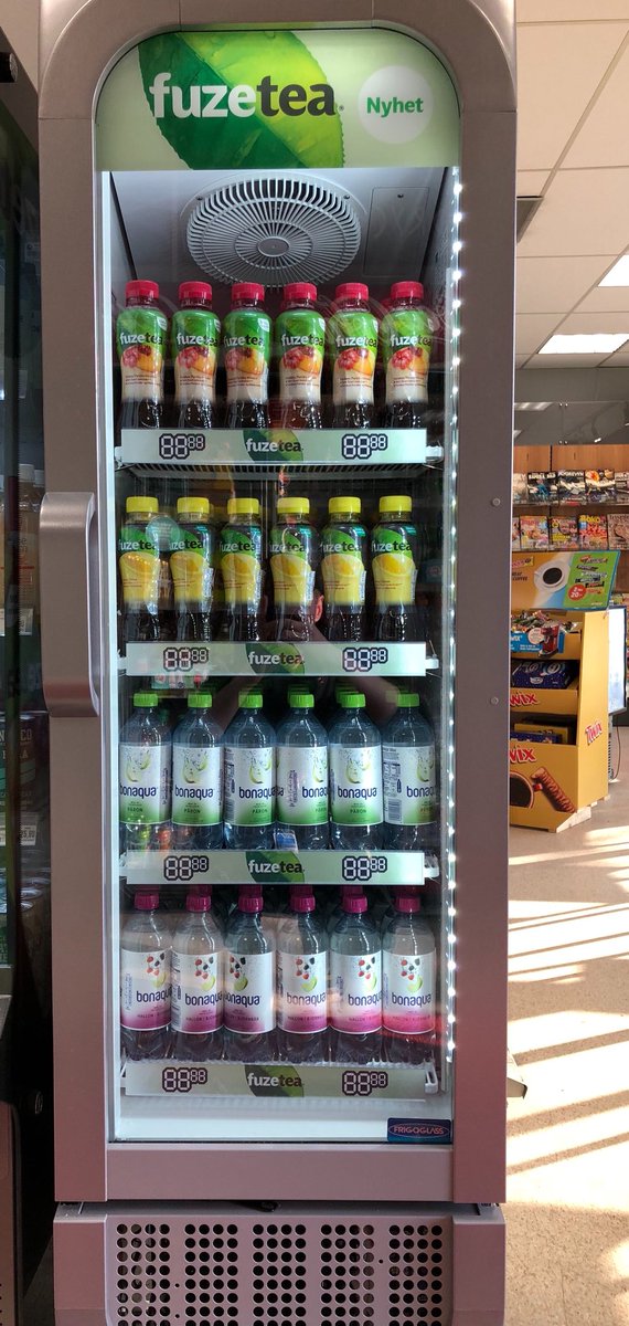 MyWaySkoghall's tweet photo. Först på Hammarö med Coca Colas nya storsatsning. Läskande god! Största satsningen i Europa sedan Coca Cola Zero. #fuzetea #CocaCola #dricka #dryck #istea @CocaColaSE #skoghall #hammarö #värmland #mywayskoghall https://t.co/uYPmumLZKG