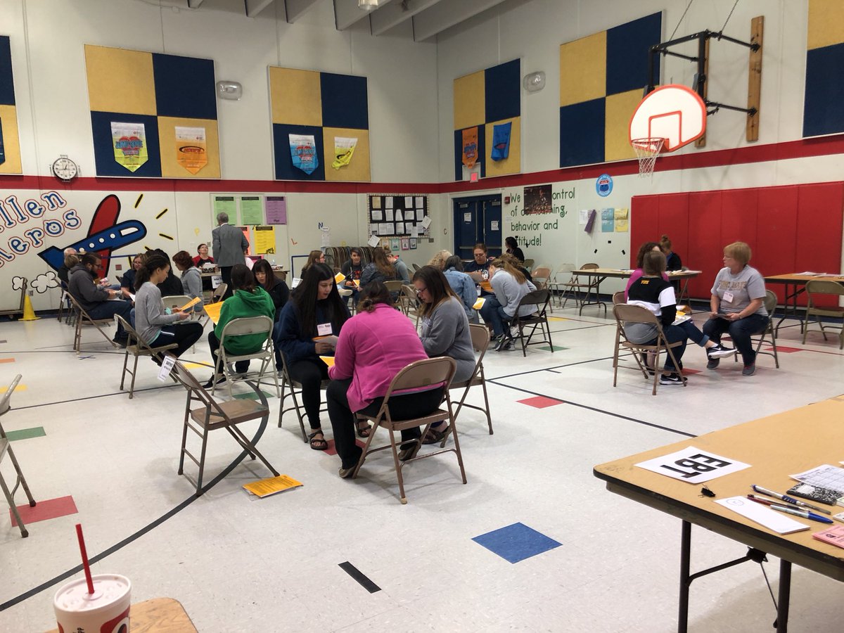 MeganLynnElsey's tweet photo. Iβm back in #Realville! #PovertySimulation @WichitaUSD259 #AllenElementary https://t.co/VtmqKRrrae