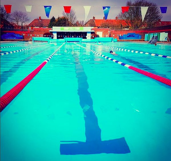 Isaac_Jennifer_'s tweet photo. Thank you SO much @gllsf for your incredible support!  Excited to have access to such amazing facilities in my area! #noexcusesnow #bringon2018 #MondayMotivation https://t.co/rGHNmSuRQ6
