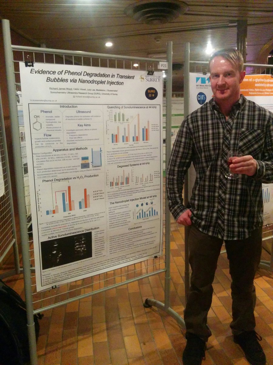 madbuss's tweet photo. @SurreyCPE does sonochemistry! @JLeeUoS and I super proud of our students' posters. #ESS16 well done Richard and Pello! https://t.co/TMWShrz9Cz