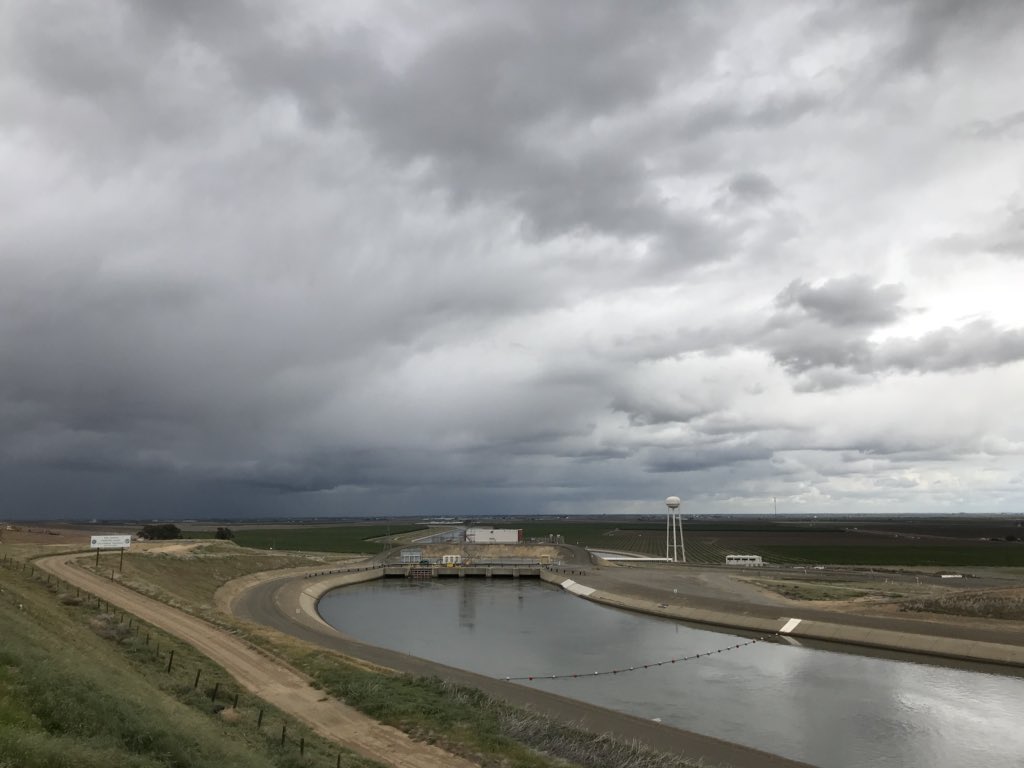 Dr_Sprinky's tweet image. Thunderstorm developing over Los Banos. #CAwx