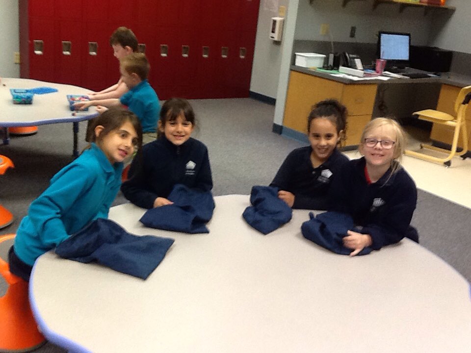 MsIsrael1's tweet image. Being young scientists today with High Touch High Tech!