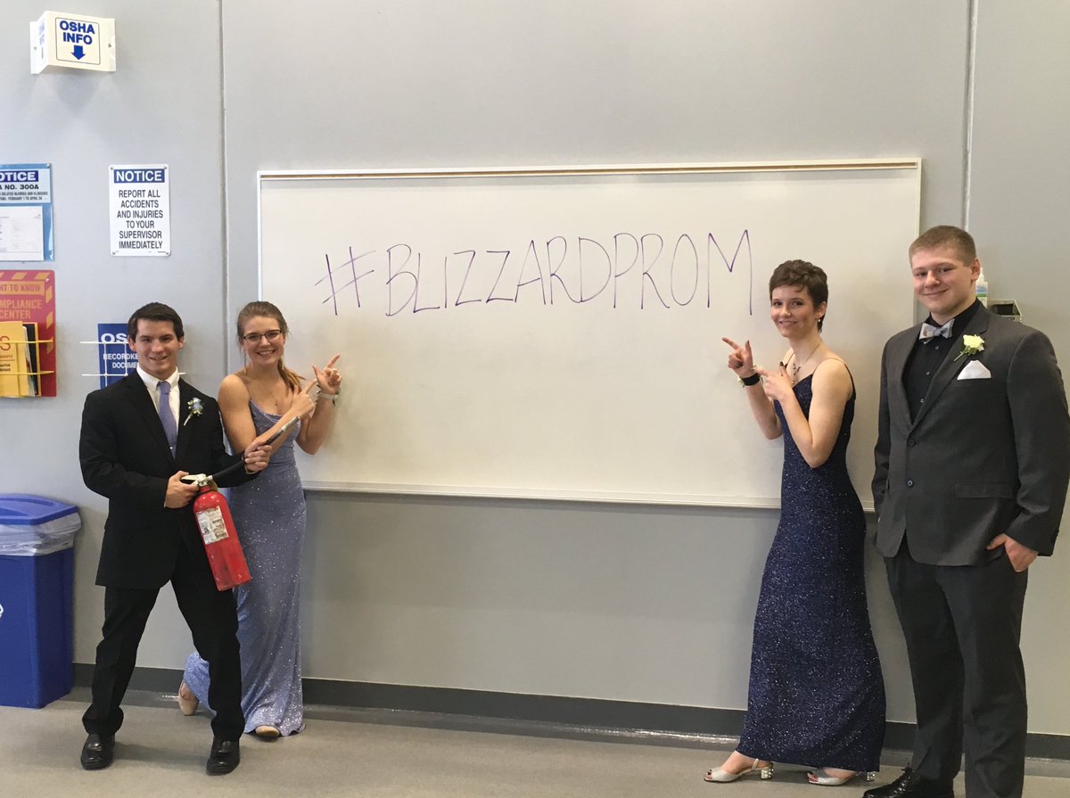 LighthouseLofts's tweet photo. #ForestLakeFireandRescue saved prom for @FLRANGERS #BlizzardProm (@MPRnews https://t.co/46Xuv0MPB7).
Our Residents will park in the underground parking garage to escape the elements all year. #LighthouseLoftsMN https://t.co/O7QhsjyOZL
#FLFD #Facebook https://t.co/WuX0aqbY9M https://t.co/vM8QLiSwF8