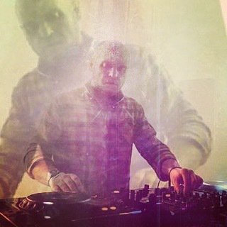 Only a few days until Flux Day &amp; Night Party @beaver.works LEEDS UK! <a href="/flux_music/">Flux Music</a>
•••
 #atjazz #martiniveson #dj #deejay #musicproducer #remixer #composer #studio #audioengineer #masteringengineer #deephouse  #soulfulhouse #housemusic #afrohouse #tec… ift.tt/2qy8RMG