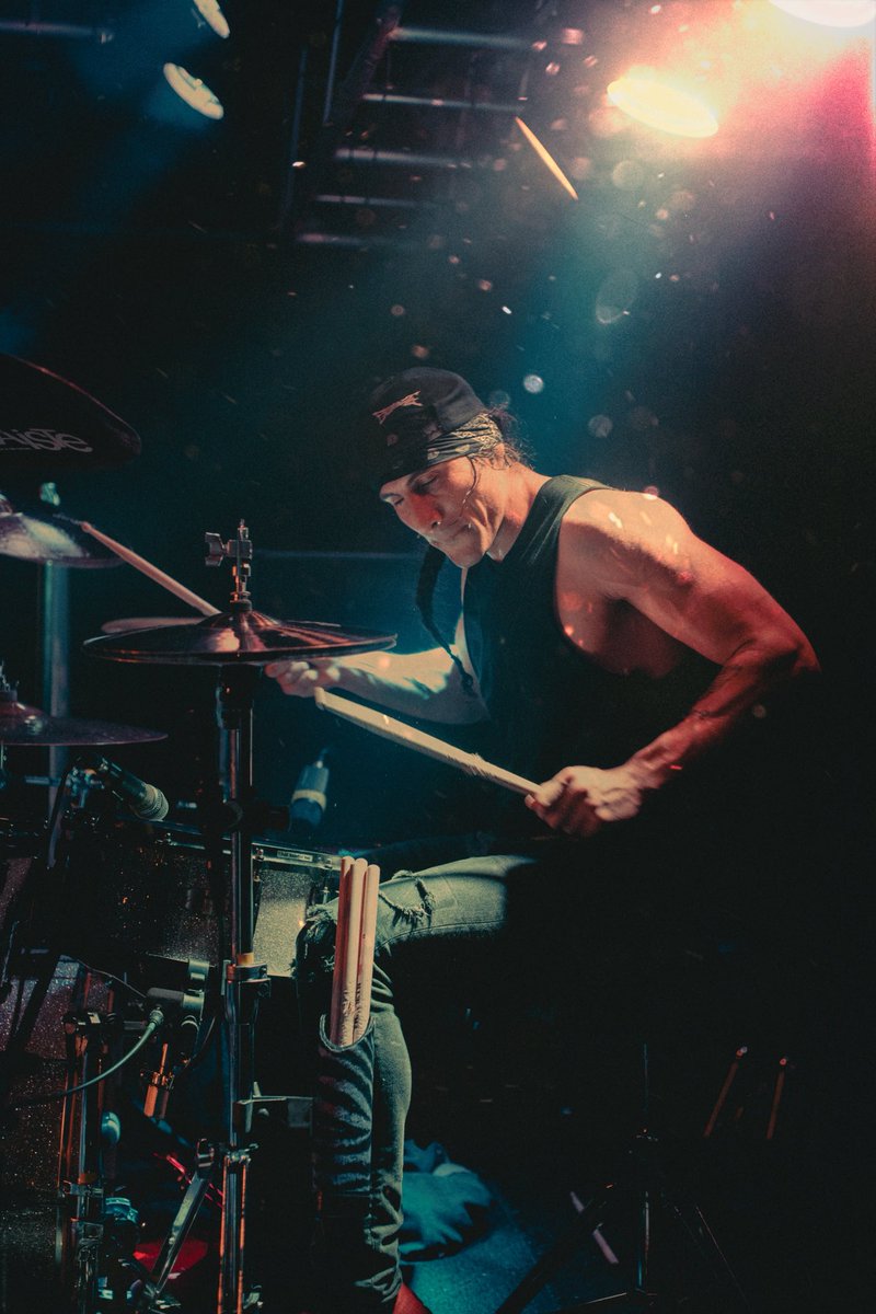 imbrianmorgan's tweet photo. Escape the Fate // 4.12.18 https://t.co/iI44b3ex3B