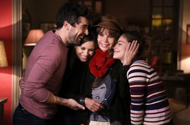 ValoudelOM's tweet photo. Passez uneโจBelle soirรฉe โจLas chicas @Mlaure57 ๐@giulyprofeta1 ๐devant #Clem8 & surtout en compagnie de notre bel hidalgo ๐บโ๏ธ@agustingaliana โ๏ธ๐ช๐ธ #ClaroQueSi ๐๐๐ https://t.co/Yx2wtm0MDy