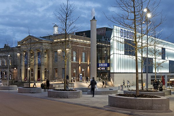 Oldham Council tweet media